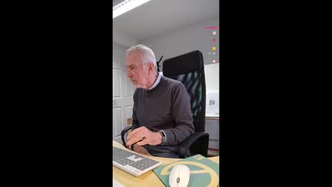 Snapshot of pleasedominateme chatting on 10.01.25 Pleasedominateme online show from 10.01.25