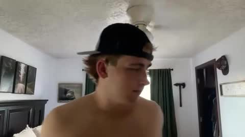 Kayden Mills online show from 11.20.25