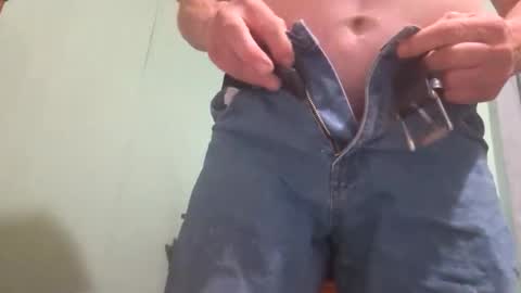 Snapshot of plumber336652 chatting on 05.25.26 plumber336652 online show from 05.25.26