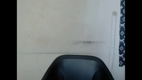 Snapshot of plumnjuicyx chatting on 02.22.25 plumnjuicyx online show from 02.22.25