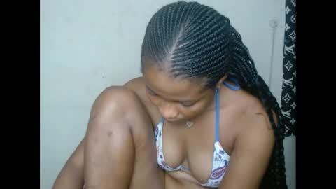 Snapshot of plumnjuicyx chatting on 02.28.25 plumnjuicyx online show from 02.28.25