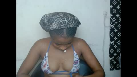 Snapshot of plumnjuicyx chatting on 03.02.25 plumnjuicyx online show from 03.02.25