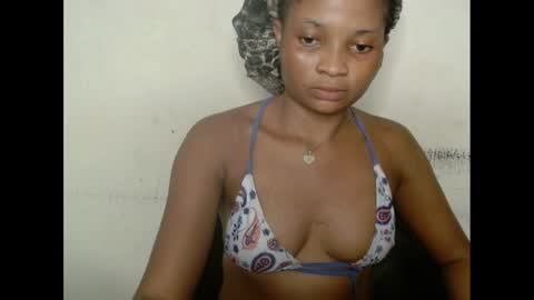 Snapshot of plumnjuicyx chatting on 03.05.25 plumnjuicyx online show from 03.05.25