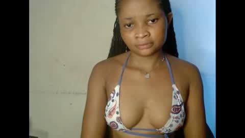 Snapshot of plumnjuicyx chatting on 03.06.25 plumnjuicyx online show from 03.06.25