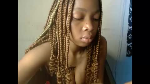 Snapshot of plumnjuicyx chatting on 03.07.25 plumnjuicyx online show from 03.07.25