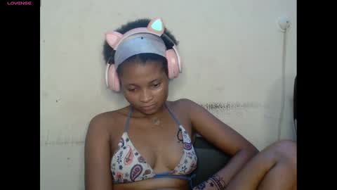 Snapshot of plumnjuicyx chatting on 03.12.25 plumnjuicyx online show from 03.12.25