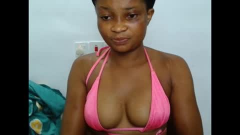 Snapshot of plumnjuicyx chatting on 10.05.25 plumnjuicyx online show from 10.05.25