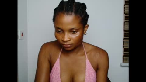 Snapshot of plumnjuicyx chatting on 10.22.25 plumnjuicyx online show from 10.22.25