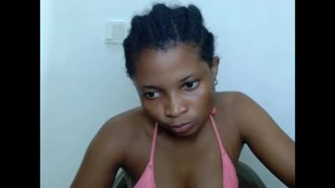 Snapshot of plumnjuicyx chatting on 10.26.25 plumnjuicyx online show from 10.26.25