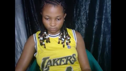 Snapshot of plumnjuicyx chatting on 11.02.25 plumnjuicyx online show from 11.02.25