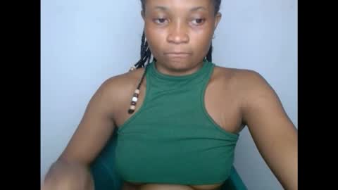 Snapshot of plumnjuicyx chatting on 11.10.25 plumnjuicyx online show from 11.10.25