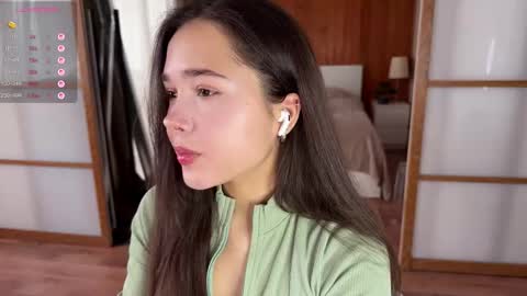 Snapshot of plumybun chatting on 09.22.25 Acey online show from 09.22.25