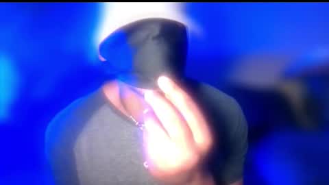 StraightPlush online show from 12.05.25