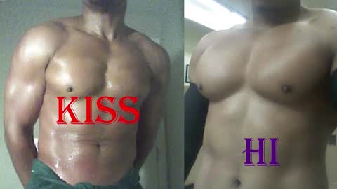 StraightPlush online show from 03.18.26