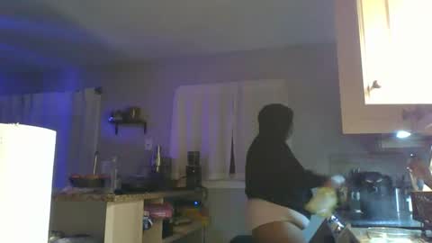 Snapshot of plushbunny420 chatting on 10.08.25 Plushbunny420 online show from 10.08.25