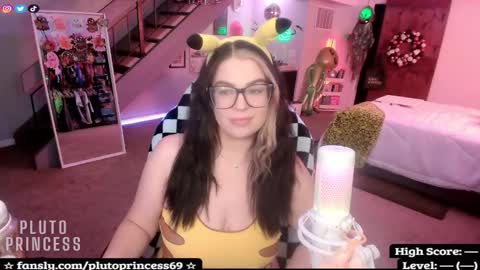 Pluto Princess online show from 10.17.25