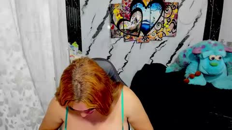 Snapshot of pocahontas_98113116 chatting on 10.03.25 lesly pagina azul pocahontas982 online show from 10.03.25