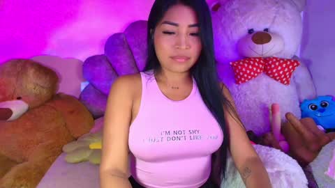 Nicole online show from 05.11.26