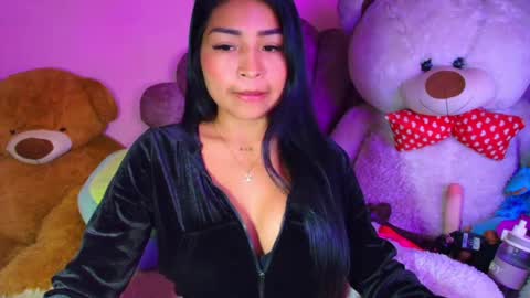 Nicole online show from 06.05.26