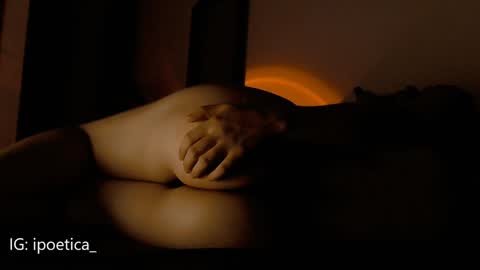 Snapshot of poeeticaa_ chatting on 01.07.25 IG ipoetica online show from 01.07.25