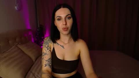 Snapshot of poison_inyour_mind chatting on 10.04.25 poison_inyour_mind online show from 10.04.25