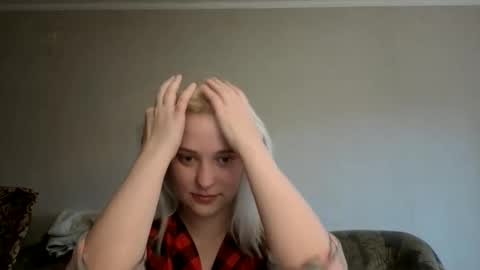 poisondark online show from 12.17.25