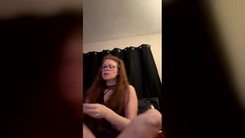 poisonivyy95 online show from 03.03.26