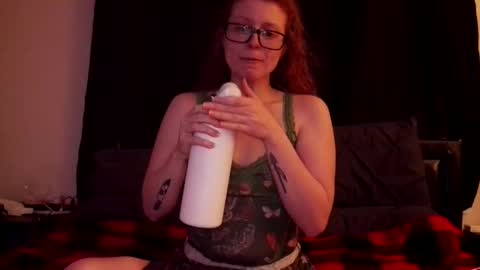 poisonivyy95 online show from 03.22.26