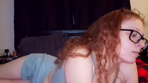 poisonivyy95 online show from 06.26.26