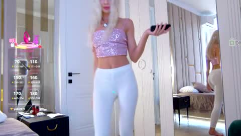 Snapshot of poliina chatting on 05.21.26 Polina online show from 05.21.26