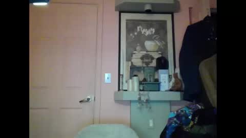 Snapshot of polishrifle3 chatting on 09.24.25 jaws online show from 09.24.25