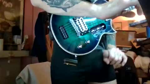 Snapshot of polishrifle3 chatting on 10.21.25 jaws online show from 10.21.25