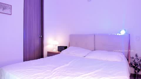 Polly online show from 11.01.25