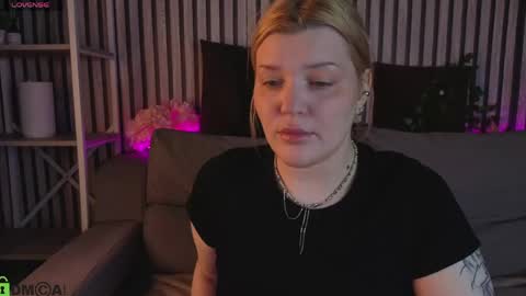 Polly online show from 05.10.26