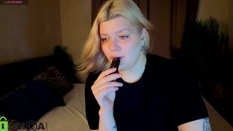 Polly online show from 07.05.26