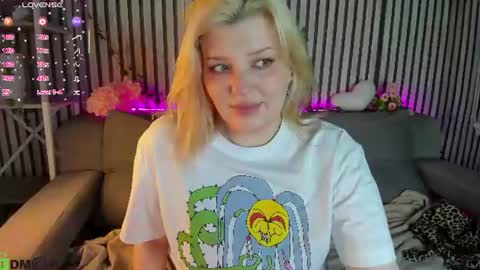 Polly online show from 07.25.26