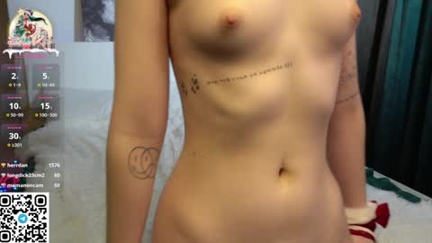 Snapshot of polly_dollie_ chatting on 12.27.24 Renet online show from 12.27.24