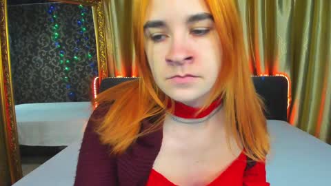 Snapshot of polly_love_ chatting on 12.11.24 Polly online show from 12.11.24