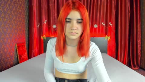 Snapshot of polly_love_ chatting on 12.20.24 Polly online show from 12.20.24