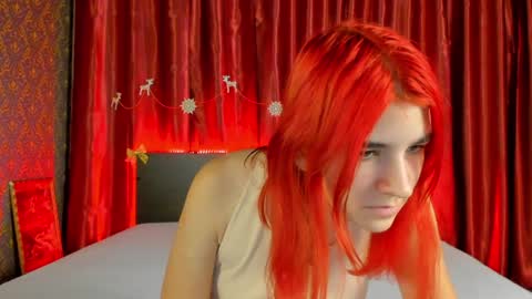 Snapshot of polly_love_ chatting on 12.23.24 Polly online show from 12.23.24