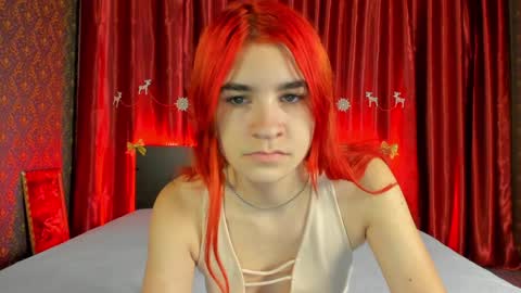 Snapshot of polly_love_ chatting on 12.23.24 Polly online show from 12.23.24
