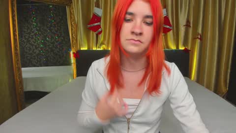 Snapshot of polly_love_ chatting on 01.14.25 Polly online show from 01.14.25