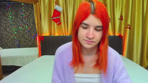 Snapshot of polly_love_ chatting on 01.21.25 Polly online show from 01.21.25