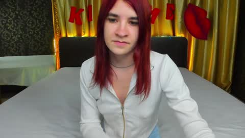 Snapshot of polly_love_ chatting on 02.07.25 Polly online show from 02.07.25