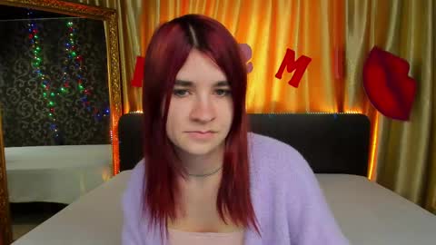 Snapshot of polly_love_ chatting on 02.12.25 Polly online show from 02.12.25