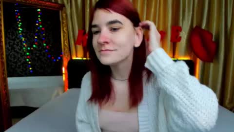 Snapshot of polly_love_ chatting on 02.14.25 Polly online show from 02.14.25