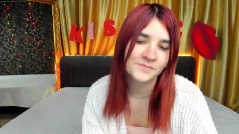 Snapshot of polly_love_ chatting on 02.14.25 Polly online show from 02.14.25