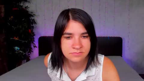 Snapshot of polly_love_ chatting on 09.16.25 Polly online show from 09.16.25
