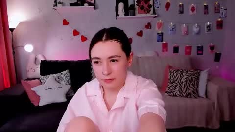 Polly online show from 06.10.26