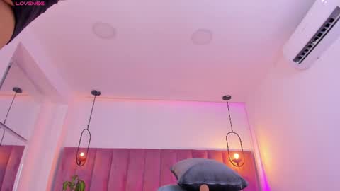 POLLY online show from 06.22.26